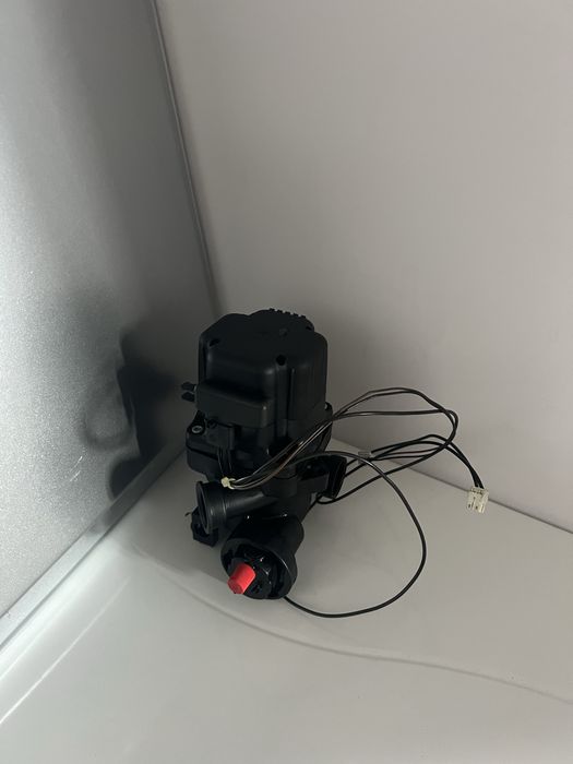 Pompa recirculare ariston clas one