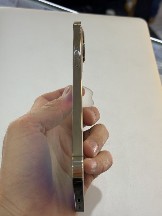 iPhone 12 Pro Max. 256 gb 89 %