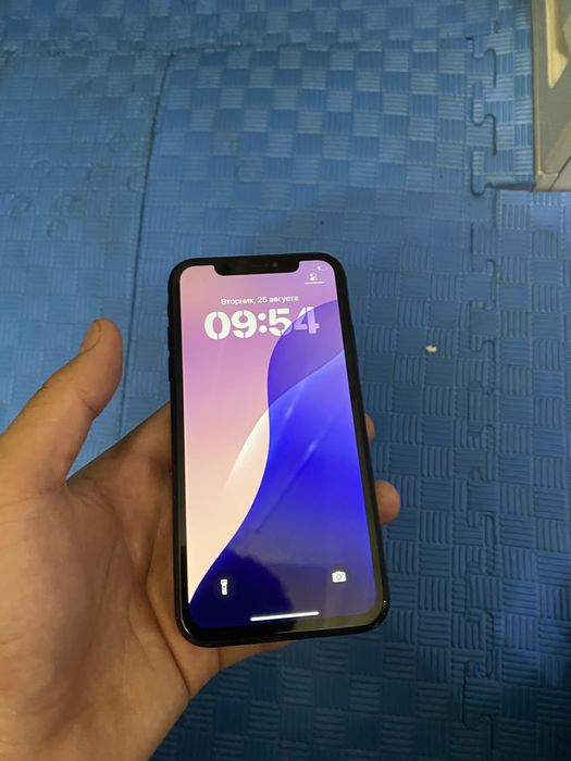 Продам iPhone xr
