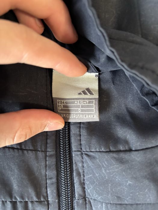 Adidas.  La pret accesibil