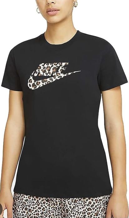 Дамска черна тениска Nike