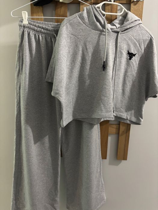 Нов комплект от две части