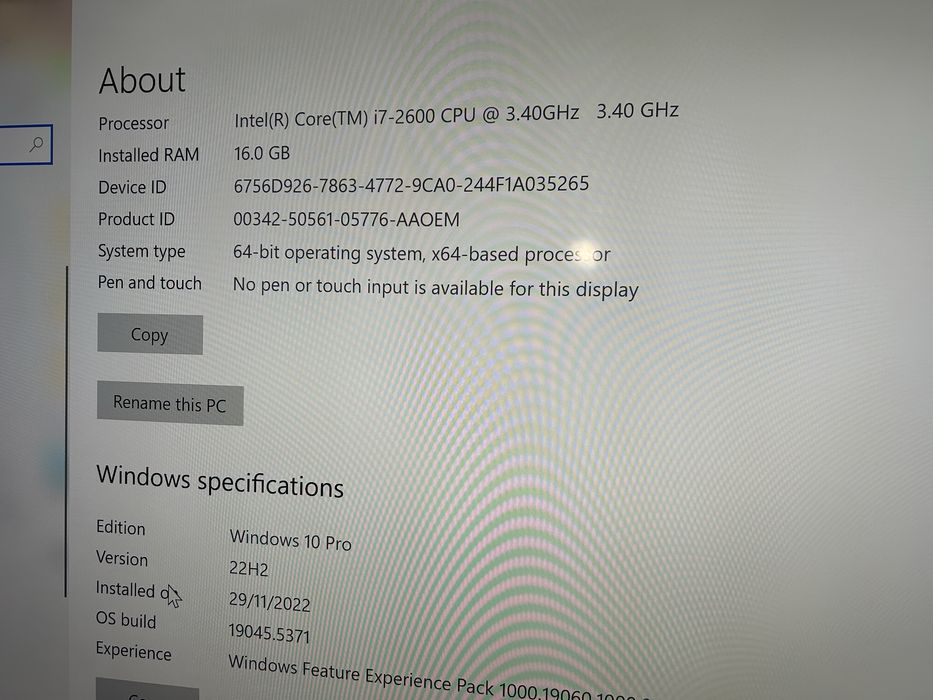 Компютър i7 3.40 ghz 4 ядрен.ssd,16 ram.2gb video .