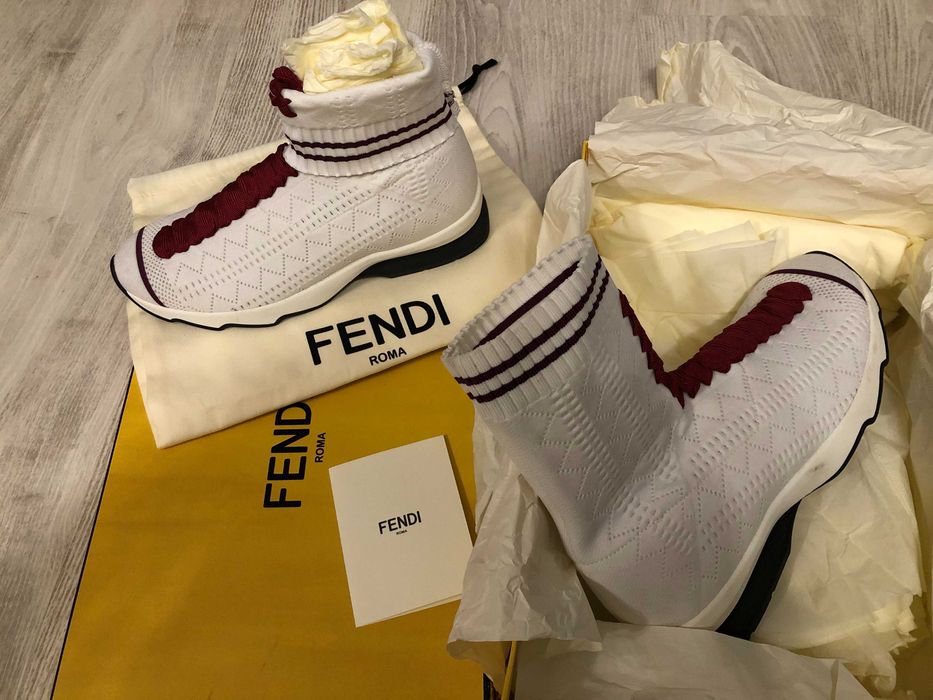 gen balenciaga soseta dama 37 si 39 full box, retail price 620 euro