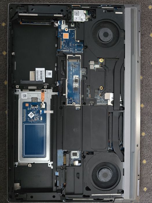Laptop HP ZBook Fury 15.6 G8, i7-11850H, Nvidia RTX A3000, partial defect