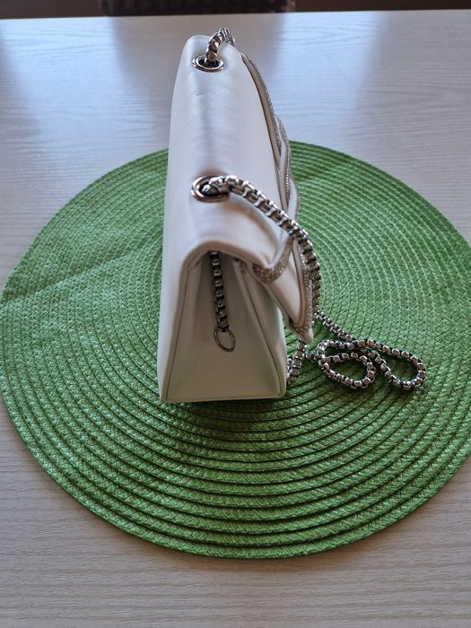 Дамска Бяла Чанта.