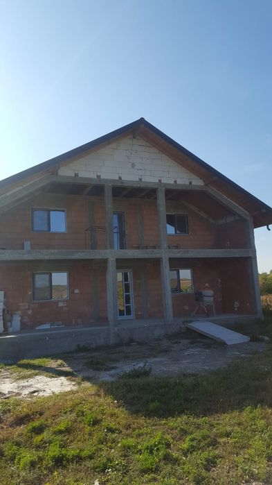 Tamplarie PVC cu geam termopan FERESTRE si USI in toata zona Moldovei!