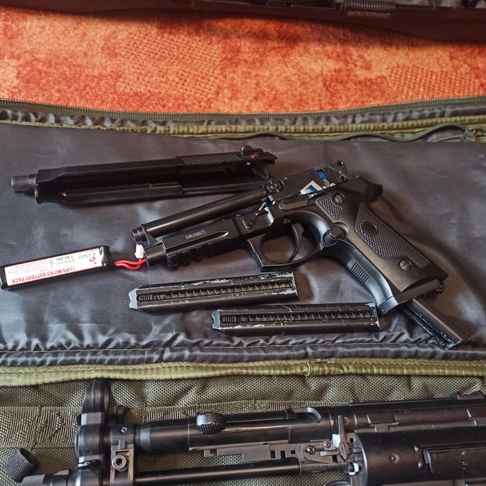 Pistol electric Cyma Airsoft