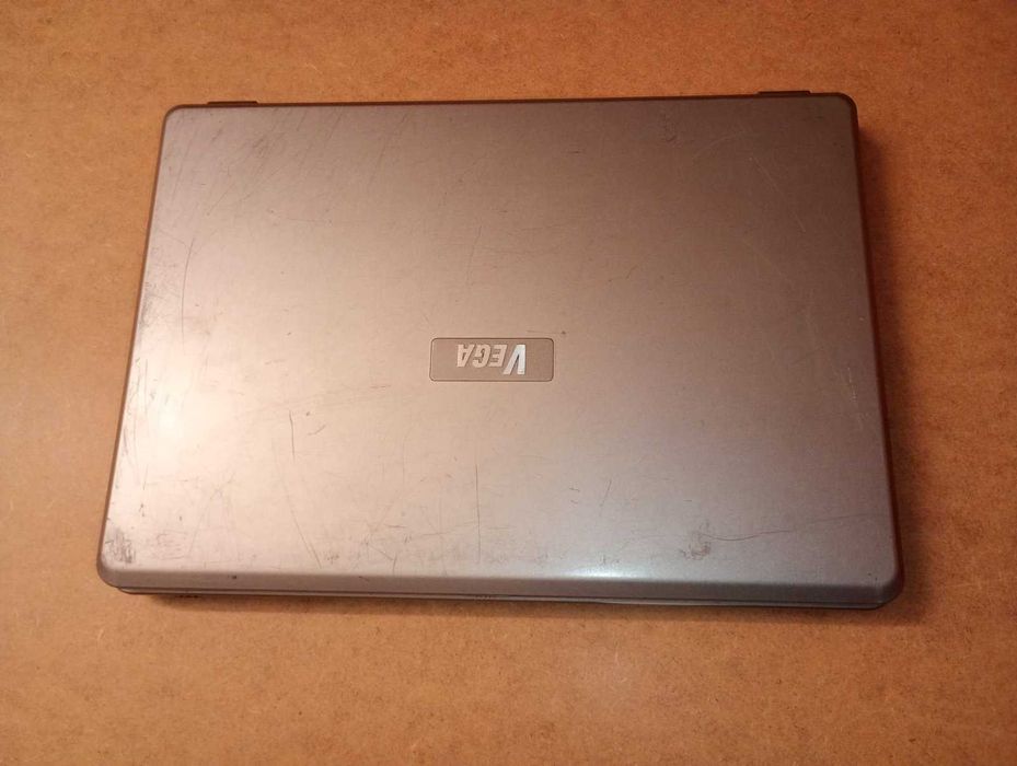 Лаптоп VEGA Хард 500 GB, RAM 2 GB, Windows 7