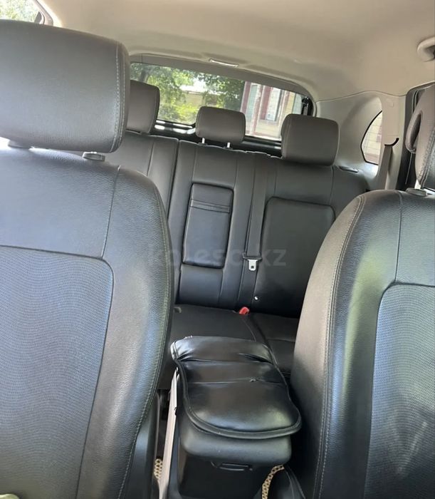 Продам автомобиль chevrolet captiva 2013