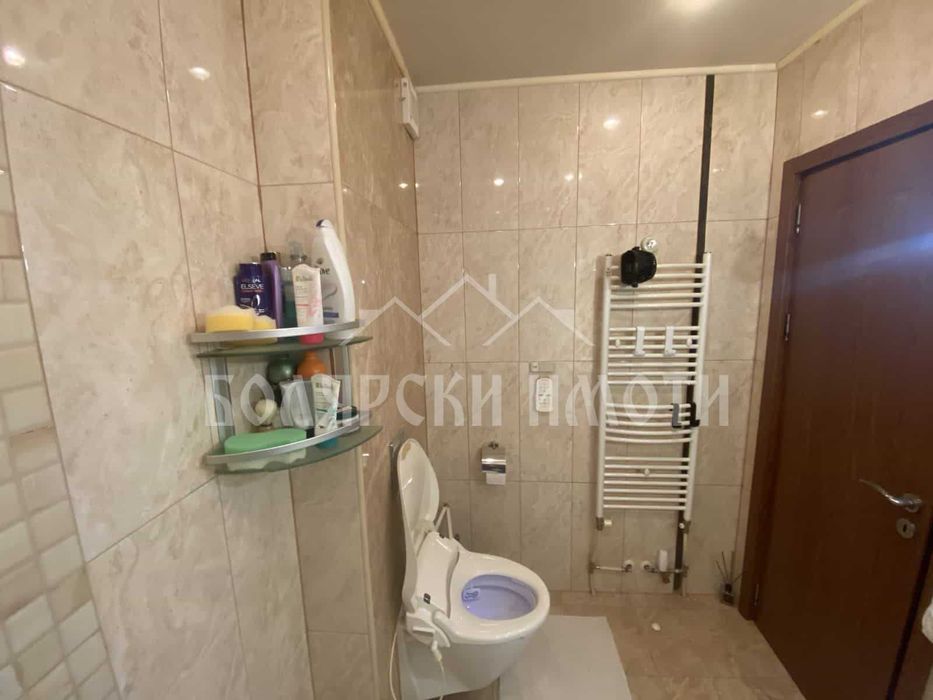 Продава се Тристаен апартамент в Велико Търново, Център - 82 кв.м за 1045 €/кв.м - Снимка #13