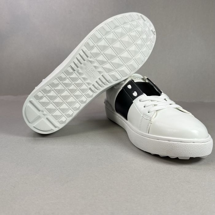 Valentino Garvani Open "White Black"! НОВИ!