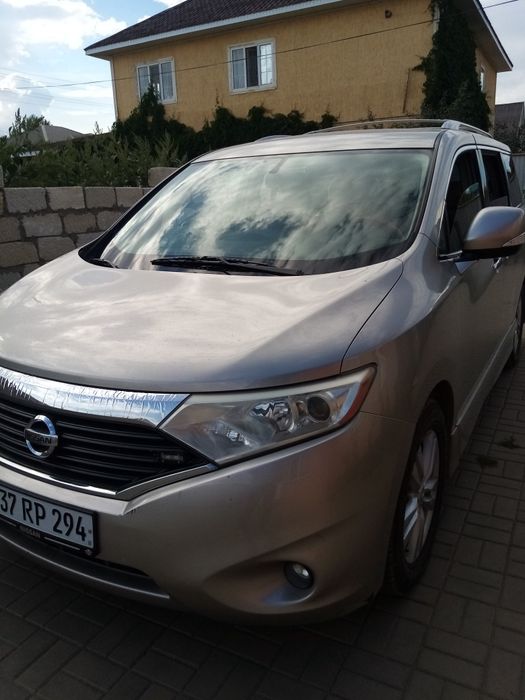 Ниссан квест. Минивен