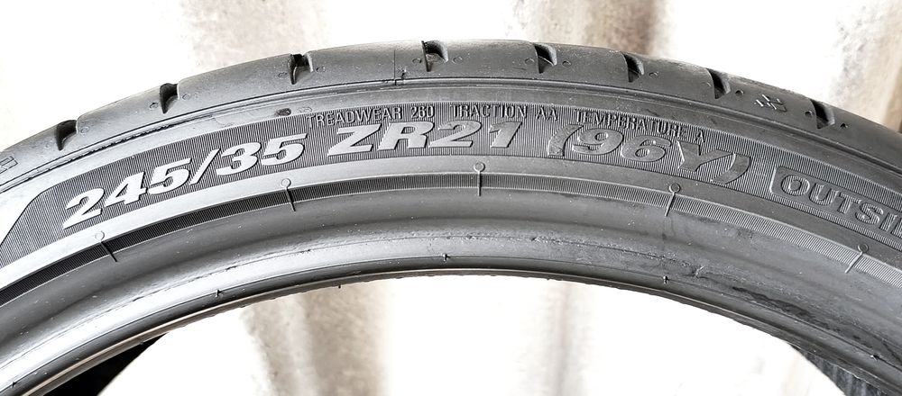 245/35/ZR21: 
BMW.7-G11,G12
BMW.6-G32 Gran`Turismo
Mercedes.E-Br214
Maserati Qattroporte
Maserati Qattroporte
