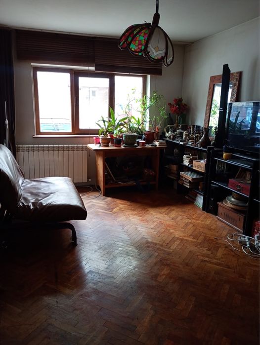 Apartament 3 camere, decomandat, parter - zona Autogara