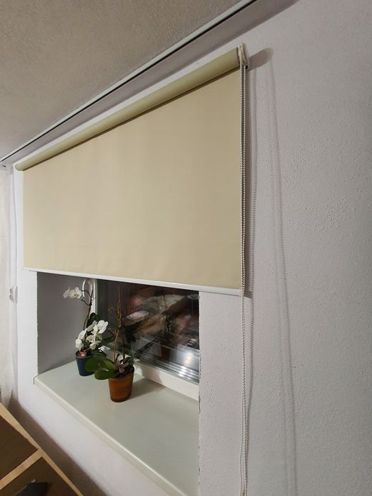 Rolete textile și Jaluzele verticale