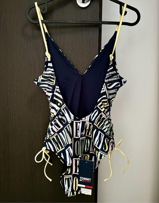 Costum de baie Tommy Jeans, Nou cu eticheta