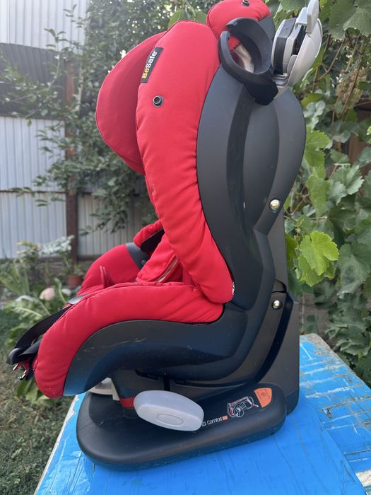 Продам автокресло BeSafe