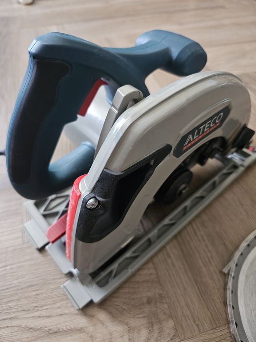 Дисковая пила ALTECO CS 1400W 185cm б/у