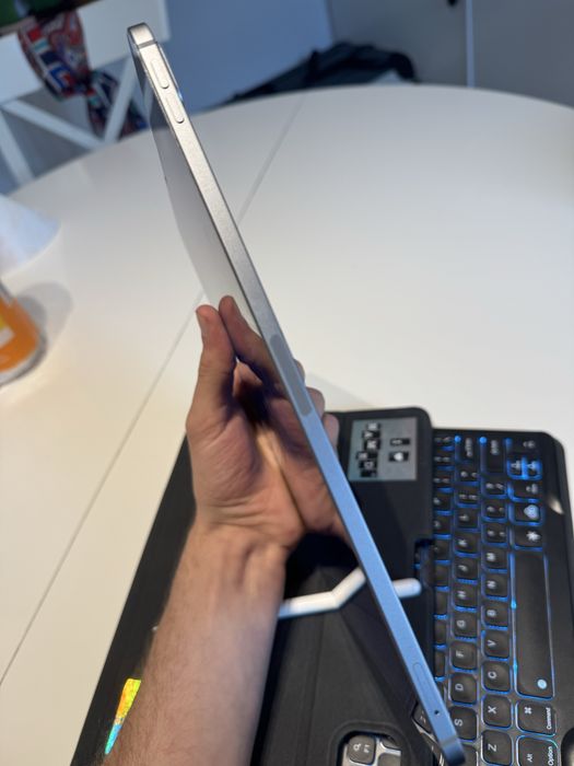 iPad pro 11 inch 4th generation 128gb