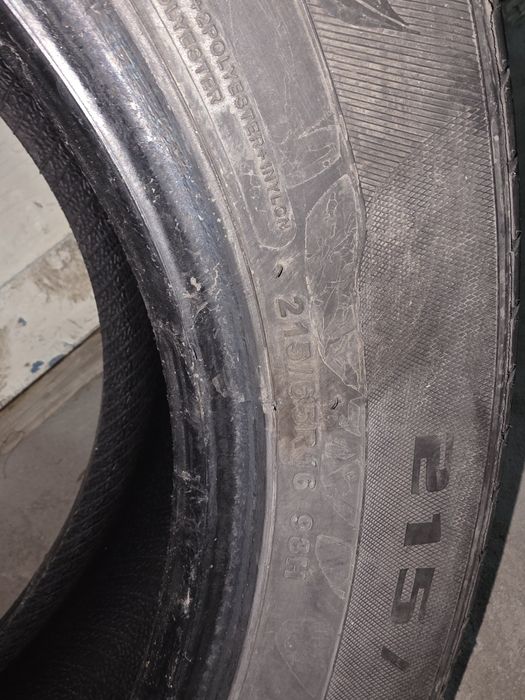Шыина 215/65/16.