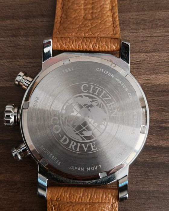 Часовник CITIZEN ECO - Drive