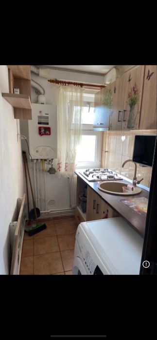 Apartament 2 camere semidecomandat