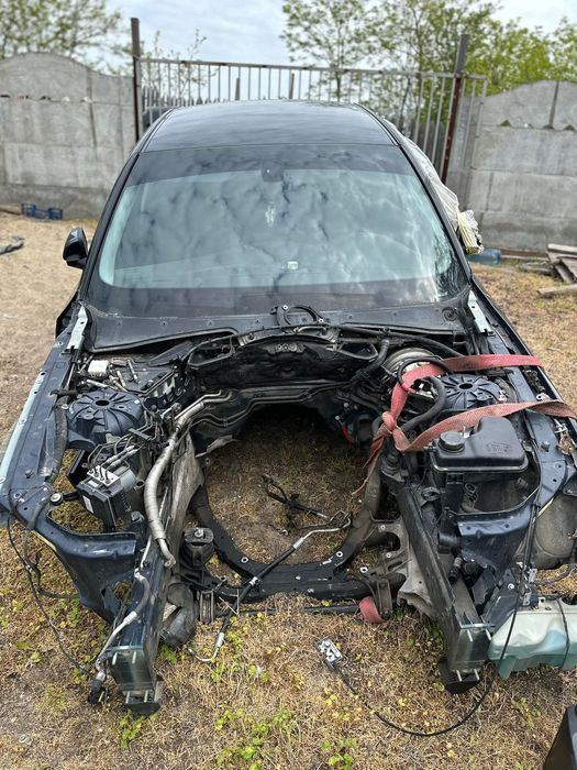Dezmembrez BMW e60