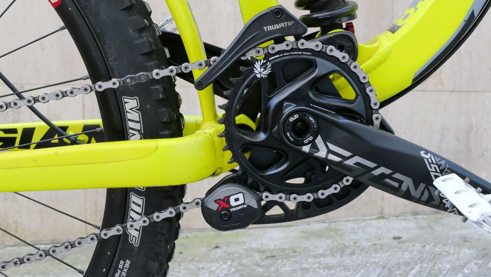 Giant Glory 2 DownHill, Boxxer RC, DT Swiss 350, FR630, XT