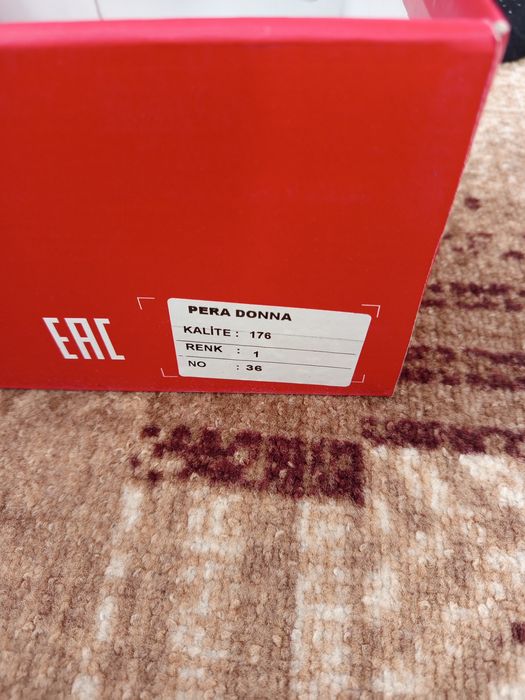 Черни боти от естествена кожа