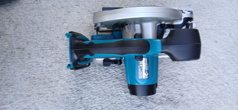 Акумулаторен циркуляр Makita 18волта
