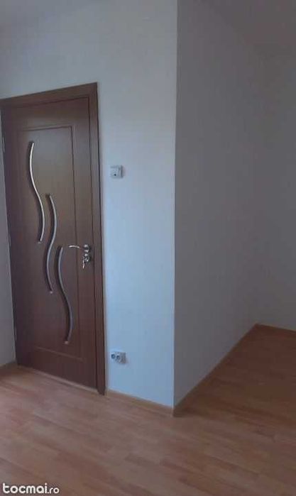 Particular - garsoniera mobilata cu balcon - zona Tei