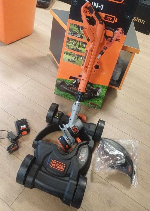 RESIGILAT - Trimmer pentru gazon 3 in 1 Black&Decker STC1820CM