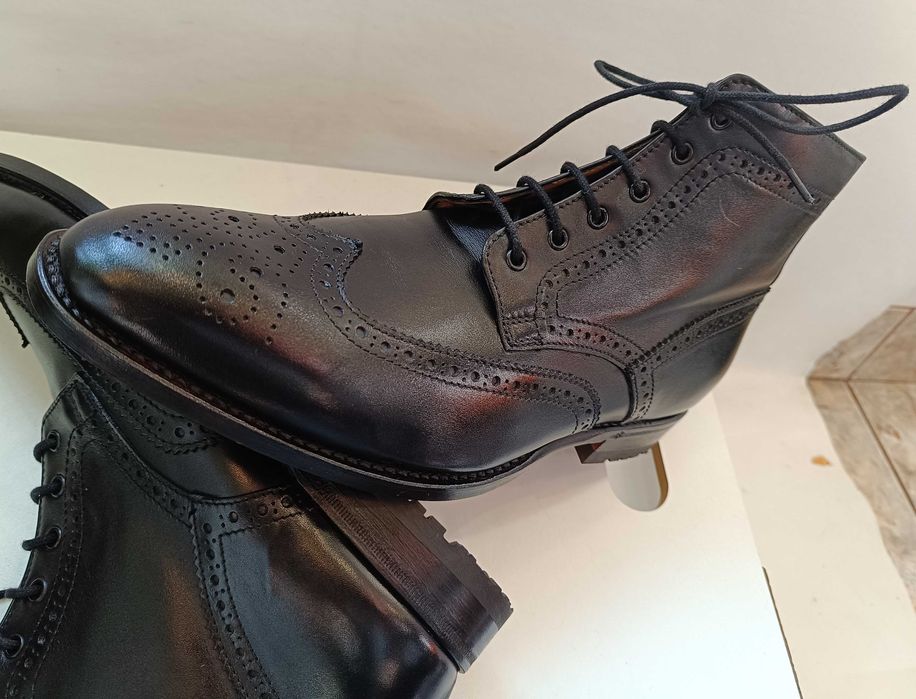 Ghete de lux 39.5 40 brogue lucrate manual GREVE NOI piele naturala