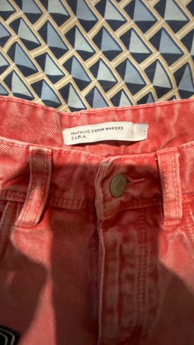 Къси панталони ZARA