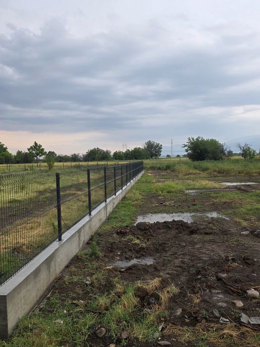 Цялостно изграждане на огради фундамет,метални пана или мрежа