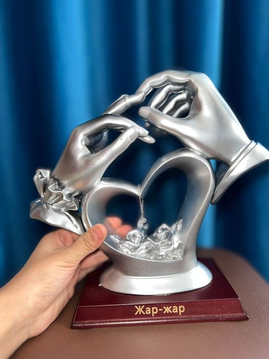 Продам статуэтку ЖАР-ЖАР