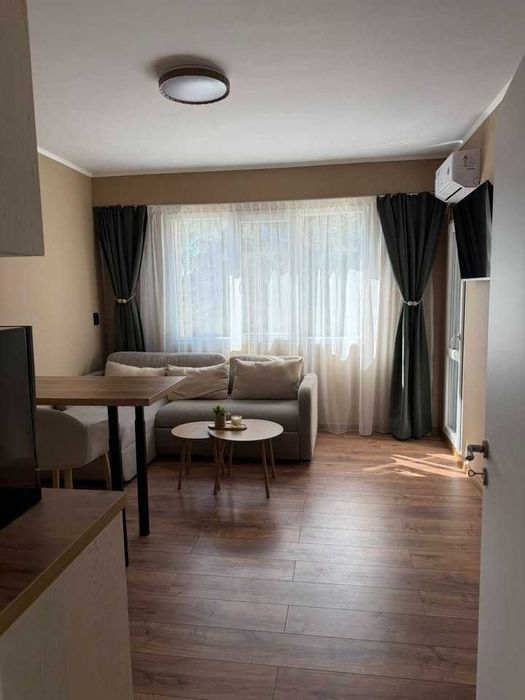 Дава се под наем Двустаен апартамент в Перник, Изток - 43 кв.м за 428.91 € - Снимка #1