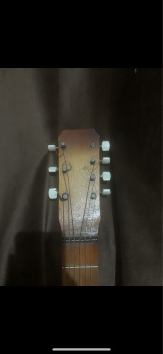 Продам гитару. Срочно!