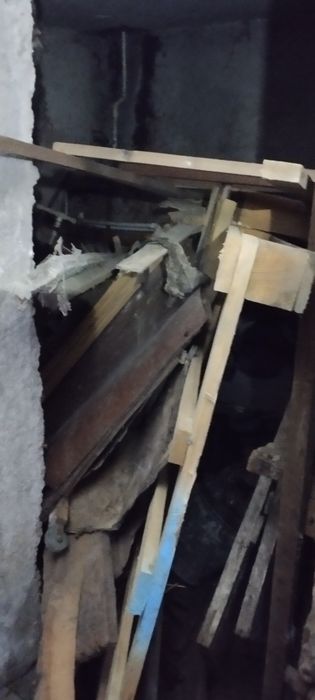 Бесплатно отдам дрова ( самовывоз)