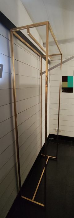 Стойка под платье