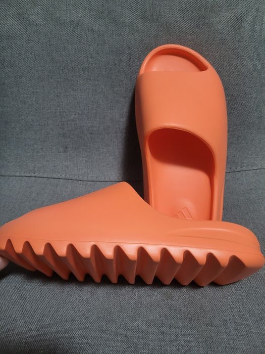 Papuci Yeezy marimea 41