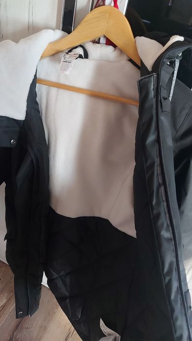 Дамско непромокаемо яке