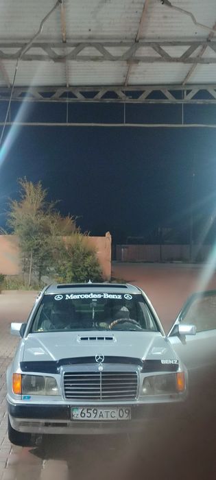 Mercedes-benz 124