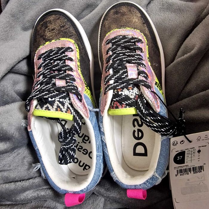 Desigual 37,нови кецове