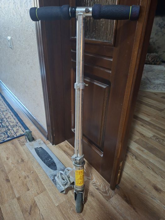 Продам детский самокат