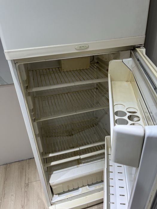 Продам холодилник