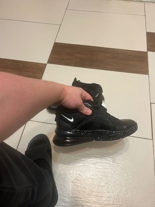 Nike Air Force 270 42 номер