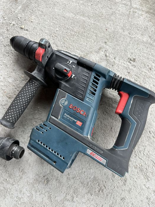 Bosch GBH 18V-26F с проблем