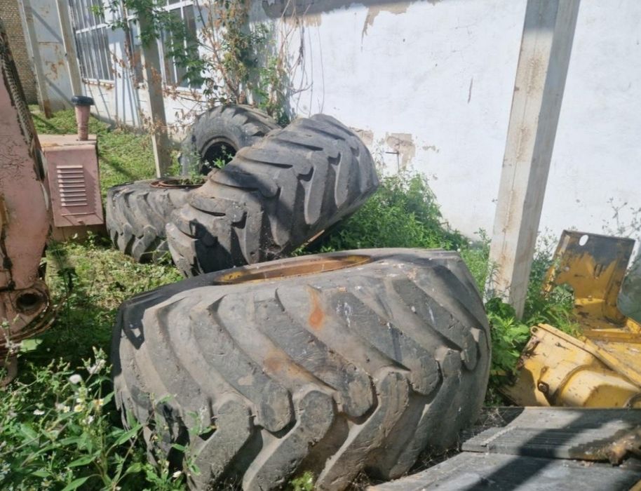 К-702М погрузчик